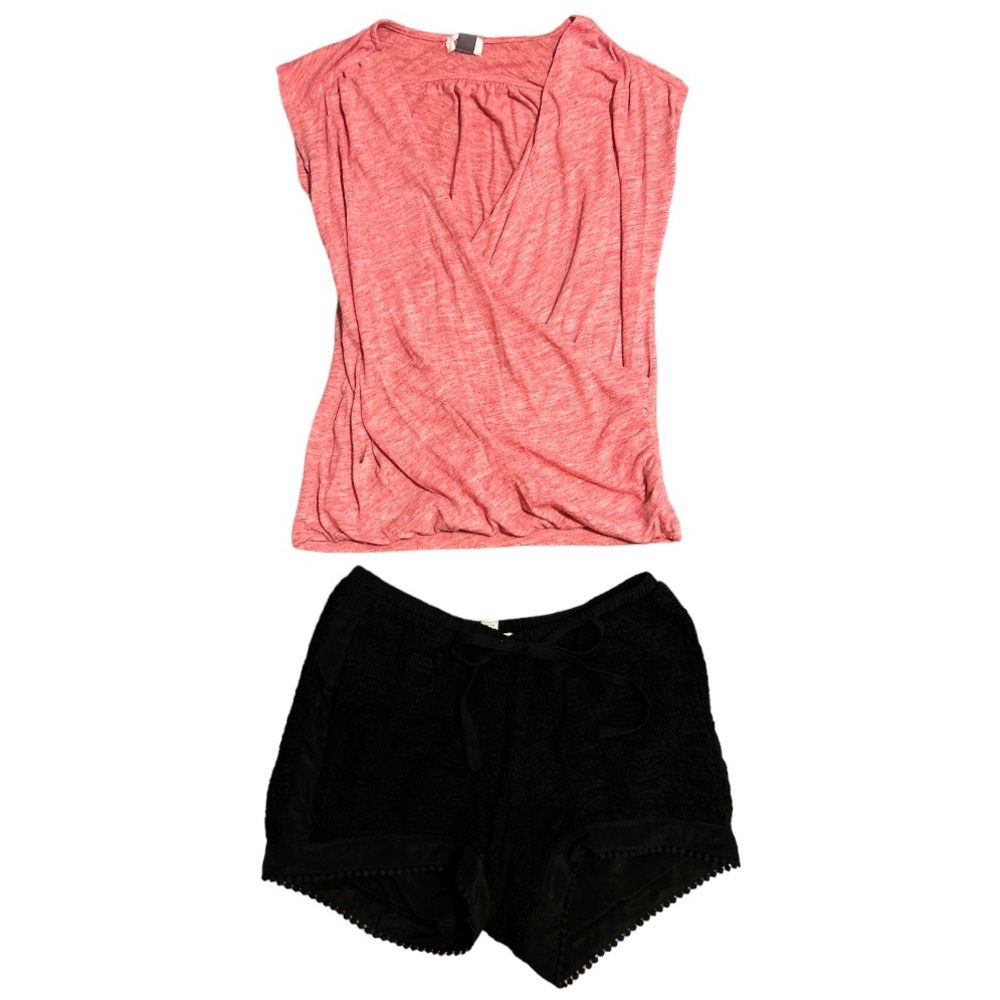 XS Women’s Shirt Shorts Black Heather Pink Vneck Sleeveless Old Navy Crochet Set